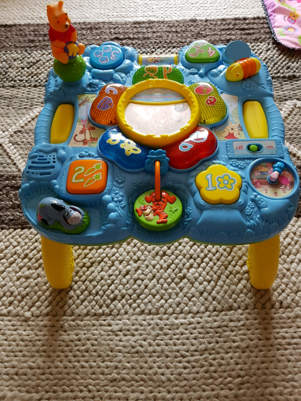 winnie the pooh activity table
